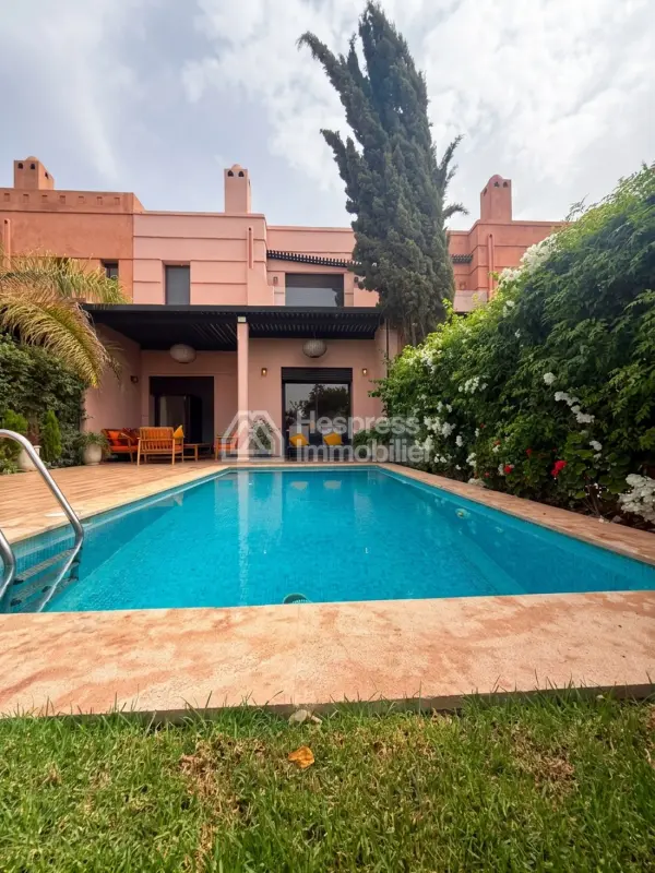 Villa d'Exception à Vendre. Palm golf