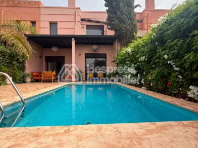 Villa d'Exception à Vendre. Palm golf