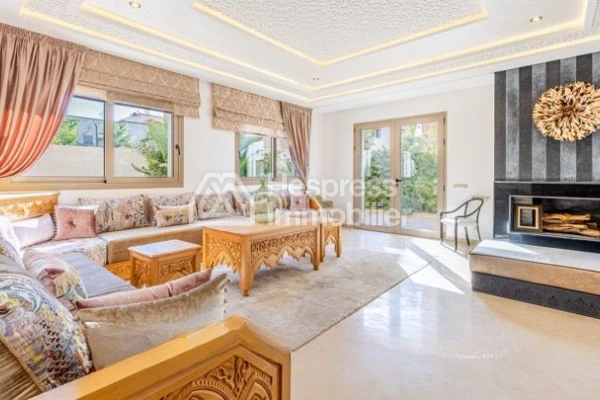 Une villa contemporaine meublée a Targa