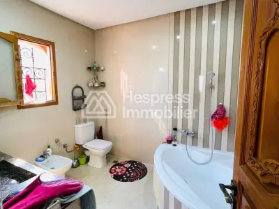 Villa for sale with 500 m² of living space – 3 facades