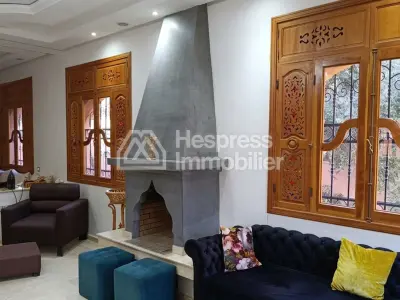 Villa for sale with 500 m² of living space – 3 facades