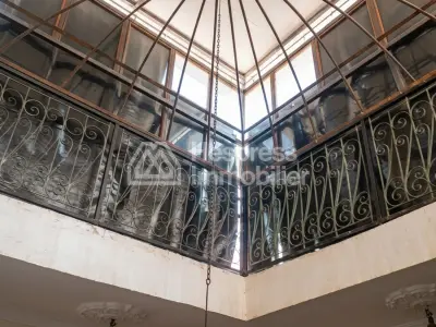 Riad titré à vendre – Quartier Riad Laarous