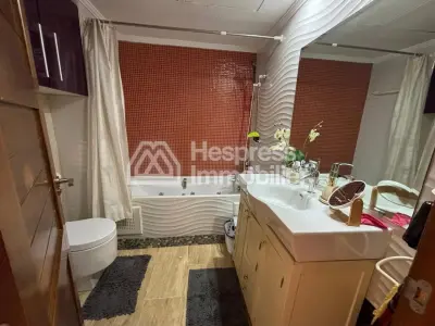 Riad-style apartment, 85 m², near Gueliz