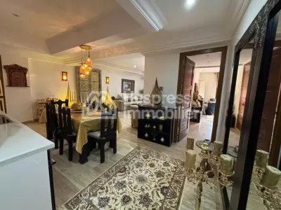 Riad-style apartment, 85 m², near Gueliz