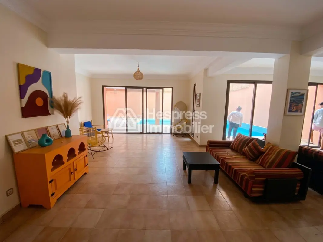 Appartement à vendre 71 m² Près MACDO ROUTE CASA