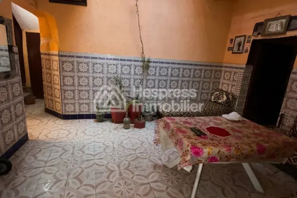 Riad for sale in need of renovation – Kaa El Mechra