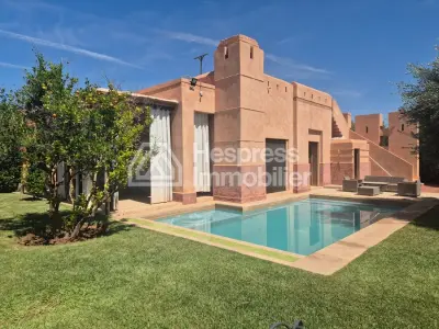 Villa Route de Fès: Vue Atlas, Piscine, Meublée