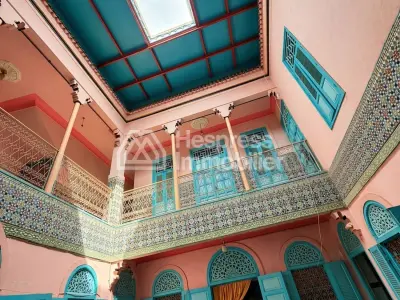 Riad with title deed, 151 m², 8 bedrooms, terrace with Medina view