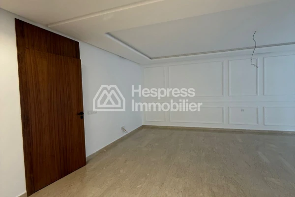 Appartement neuf en location à El Menzeh