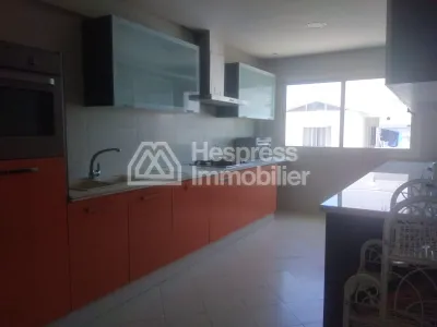 Bel appartement situé dans le haut Agdal