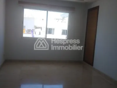 Bel appartement situé dans le haut Agdal