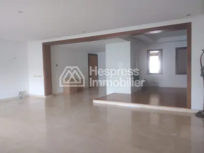 Bel appartement situé dans le haut Agdal