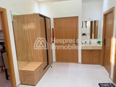 Beautiful house for sale on Route Casablanca Ali Balfalah. 100 sq m. Air conditioning.