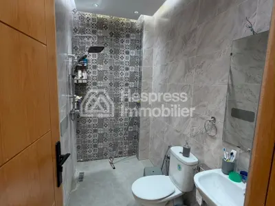 Beautiful house for sale on Route Casablanca Ali Balfalah. 100 sq m. Air conditioning.