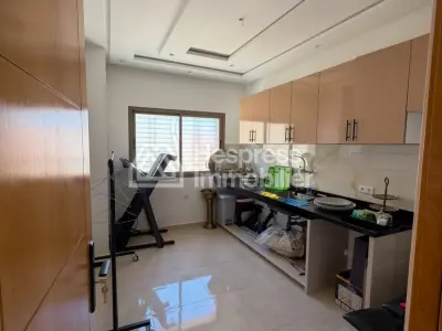 Beautiful house for sale on Route Casablanca Ali Balfalah. 100 sq m. Air conditioning.
