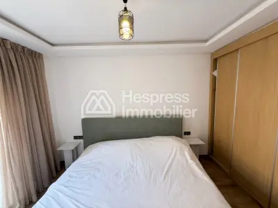 Bel studio à vendre à Route Casablanca. 2 pièces confortables. Meublé