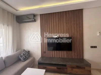 Superbe studio à vendre à Route Casablanca. 1 chambre. Bien meublé