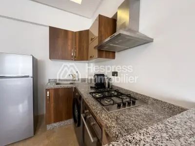 Superbe studio à vendre à Route Casablanca. 1 chambre. Bien meublé