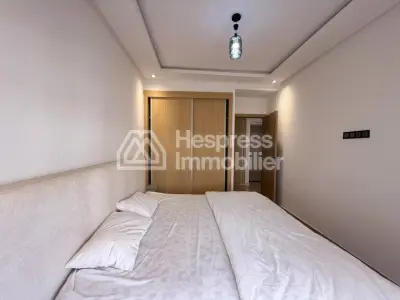 Superbe studio à vendre à Route Casablanca. 1 chambre. Bien meublé