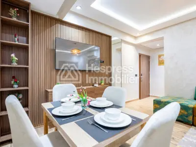Superb apartment for rent in Guéliz, Boulevard Med 6. 3 comfortable rooms. Furnished.