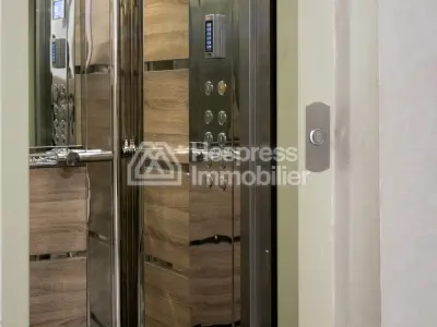 Superb apartment for rent in Guéliz, Boulevard Med 6. 3 comfortable rooms. Furnished.