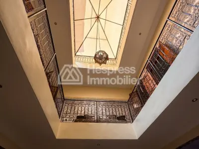 Vente d'un superbe riad à Riad Zitoun. 4 belles chambres