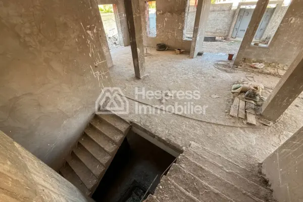 Villa semi finie Adresse d’exception sur le Boulevard Mohammed VI à Marrakech