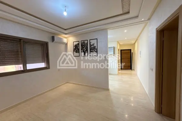 Studio en vente à Route Casablanca. Surface totale 46 m². Conciergerie à disposition, système de climatisation