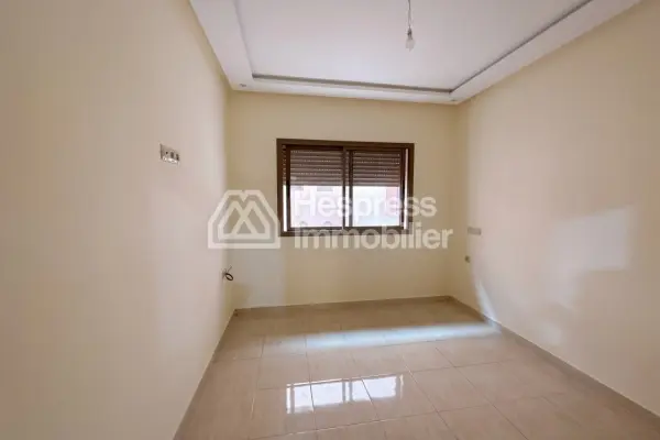 Studio en vente à Route Casablanca. Surface totale 46 m². Conciergerie à disposition, système de climatisation