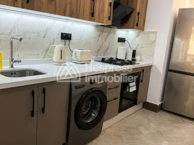 Appartement à vendre à Guéliz. Surface totale 111 m². Meublé