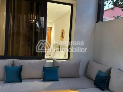 Appartement à vendre à Guéliz. Surface totale 111 m². Meublé