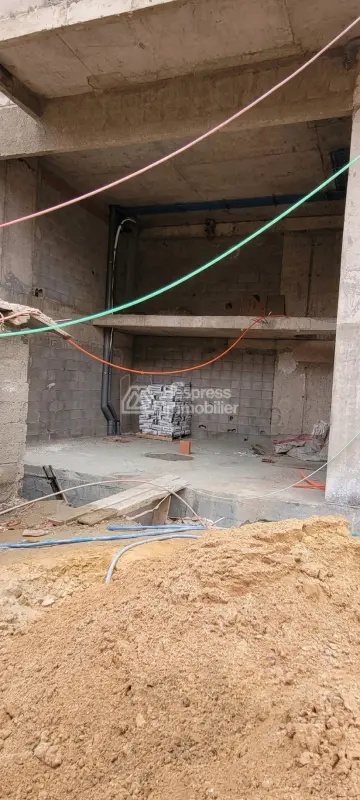 Local à louer sur le boulevard Med6