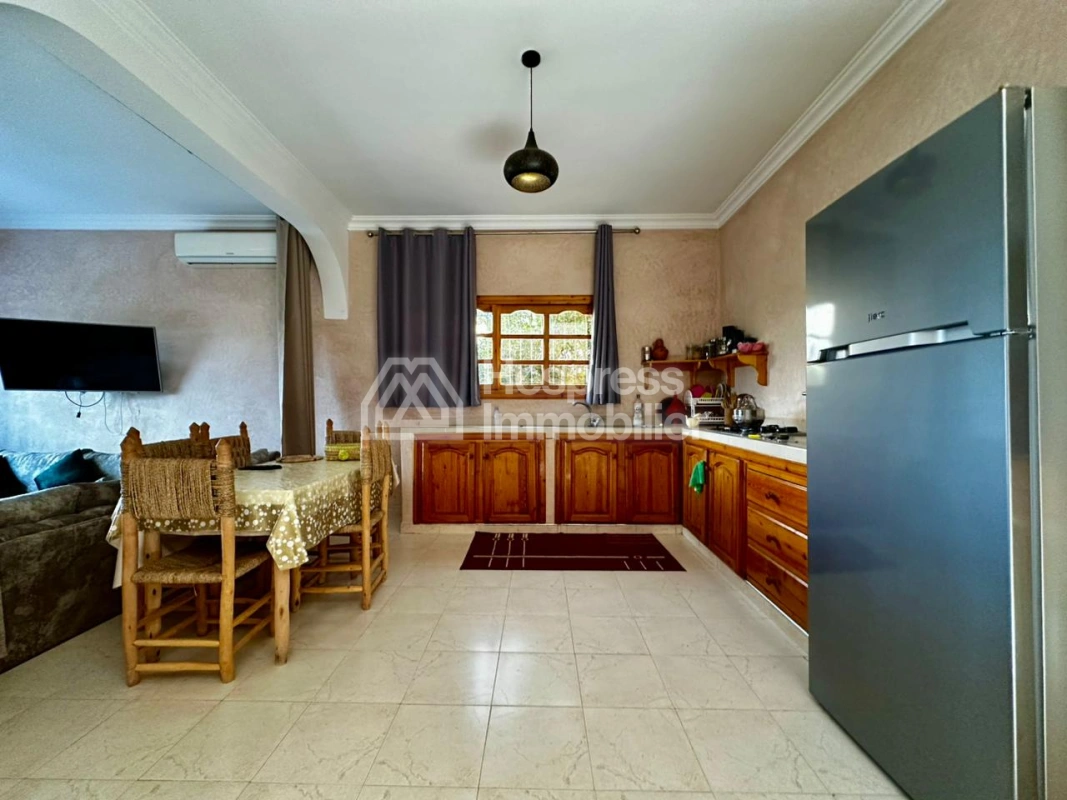 Ferme avec Villa Plain Pied à Vendre à Ghmat – Route de L’Ourika Milkiya