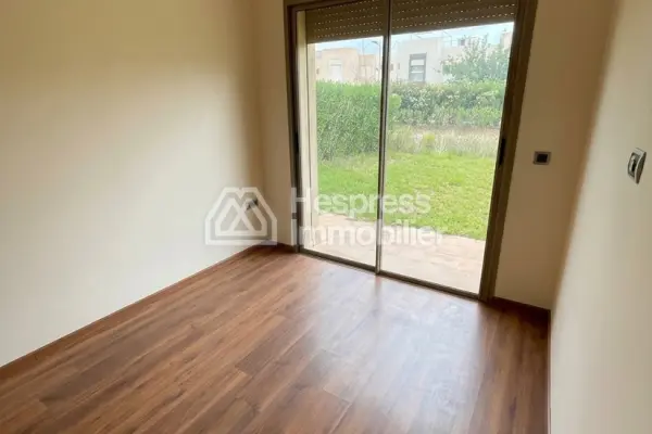 Appartement en vente à Agdal. Surface de 80 m². Piscine, climatisation
