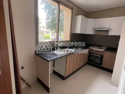 Appartement en vente à Agdal. Surface de 80 m². Piscine, climatisation