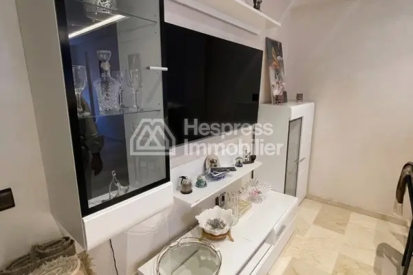 Appartement à louer à Guéliz. 3 chambres. Bien meublé