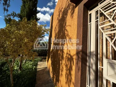 Ferme avec Villa Plain Pied à Vendre à Ghmat – Route de L’Ourika Milkiya
