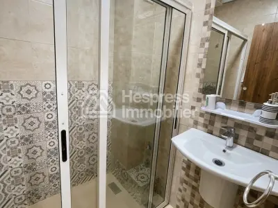 Appartement à louer à Guéliz. 3 chambres. Bien meublé