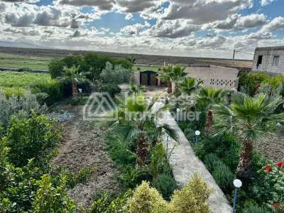 Ferme avec Villa Plain Pied à Vendre à Ghmat – Route de L’Ourika Milkiya