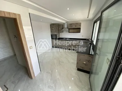 Triplex à vendre, 238m² à Tanger