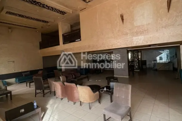 Ideal commercial premises for a shop or restaurant