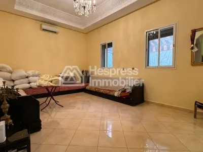 Beautiful villa for rent with good price.