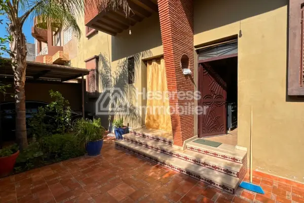 Beautiful villa for rent with good price.