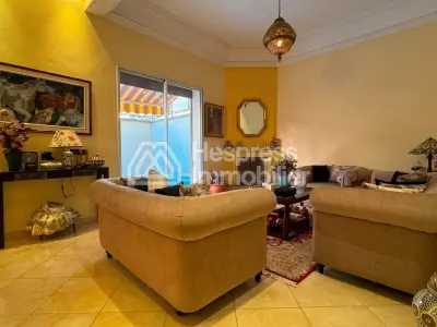 Beautiful villa for rent with good price.