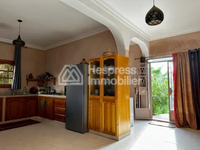 Ferme avec Villa Plain Pied à Vendre à Ghmat – Route de L’Ourika Milkiya