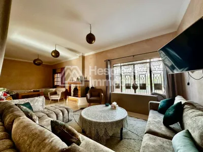Ferme avec Villa Plain Pied à Vendre à Ghmat – Route de L’Ourika Milkiya
