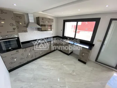 Triplex à vendre, 238m² à Tanger
