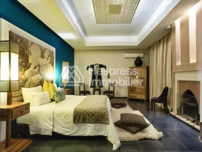 Luxury villa, 1.7 hectares. For sale in R. Ourika