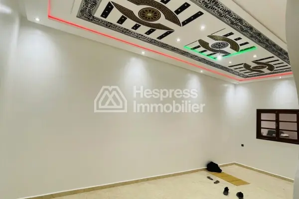 Maison à vendre 336 m² km 12 RT de Fès