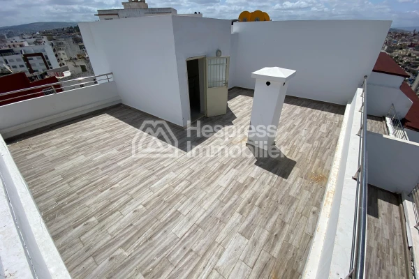 Triplex for sale, 238m² in Tangier